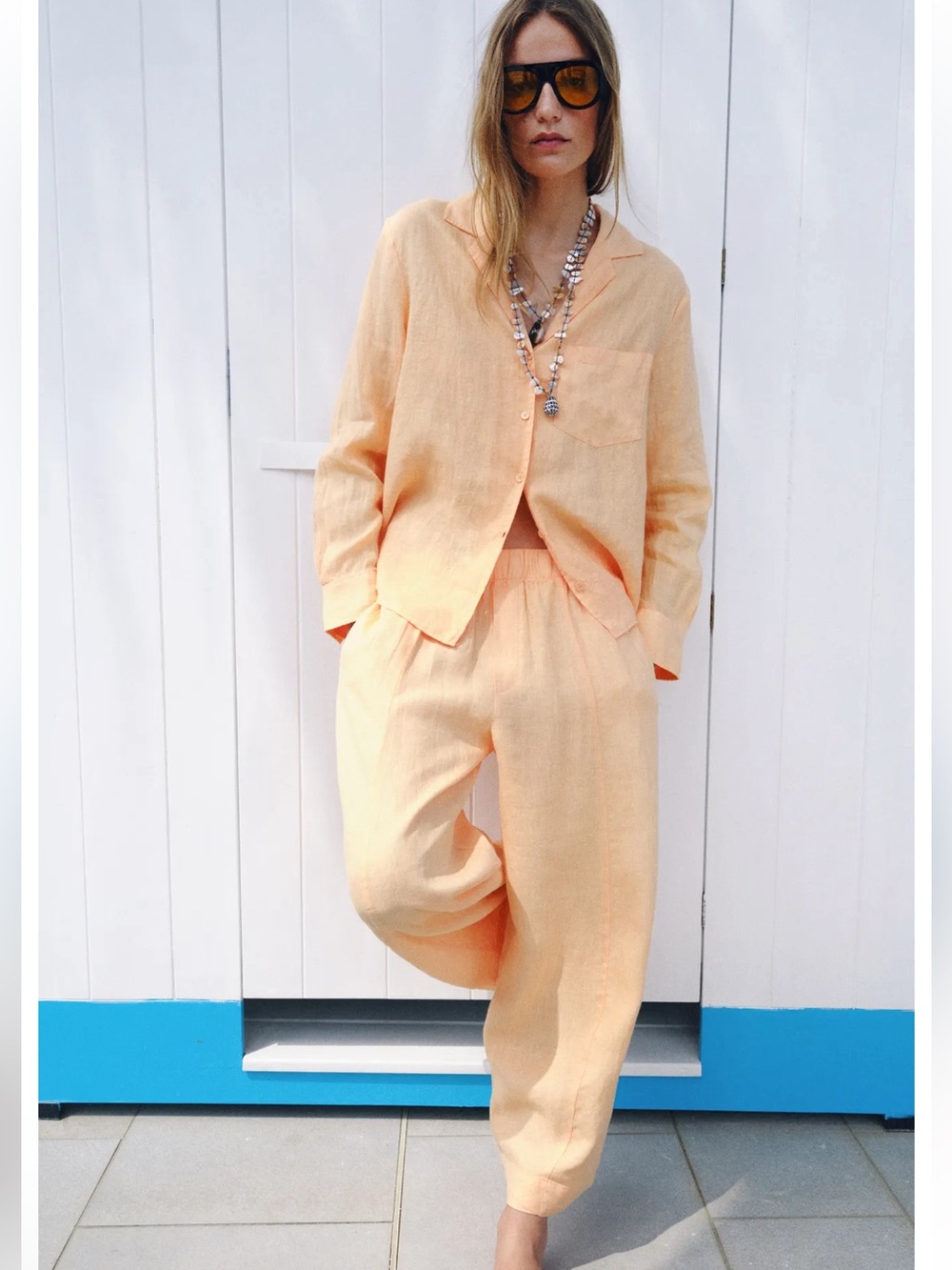 Zara 100% Linen Wide Barrel Pants in a tangerine orange color